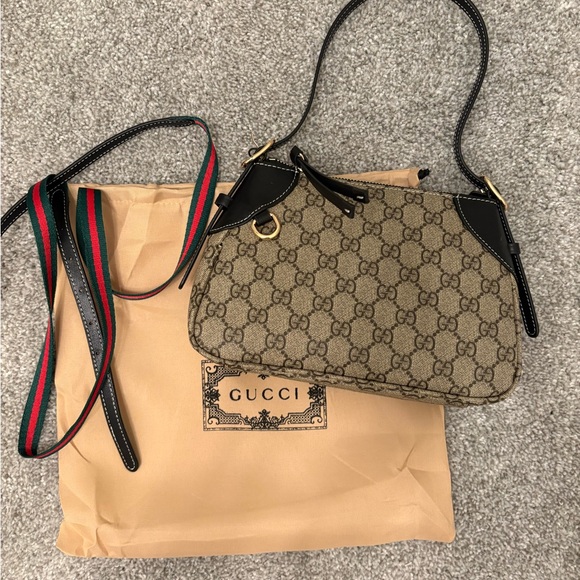 Gucci GG emblem small shoulder bag - Picture 1 of 3